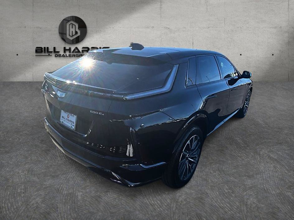 Used 2025 Cadillac Lyriq Sport AWD/4WD image 6