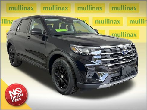 New 2026 Ford Explorer Active RWD image 1