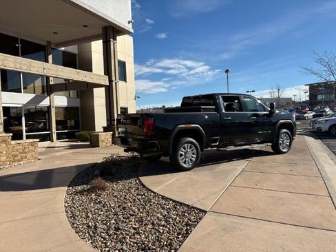 Used 2023 GMC Sierra 2500 Denali w/ Denali Ultimate Package AWD/4WD image 4