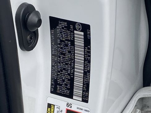 Used 2020 Toyota Camry TRD image 9