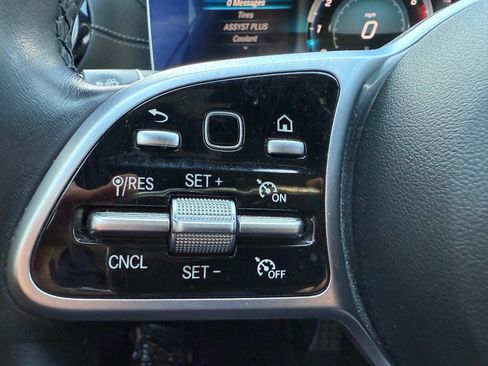 Used 2020 Mercedes-Benz E 450 Coupe image 36