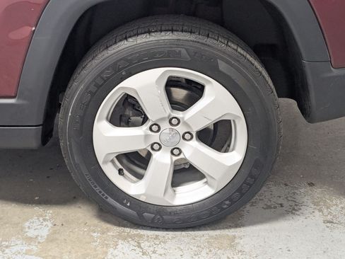 Used 2021 Jeep Compass Latitude AWD/4WD image 27
