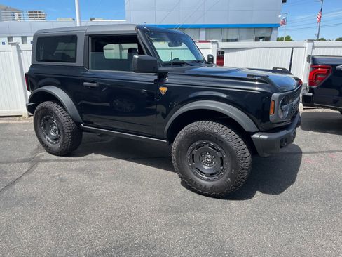 Used 2025 Ford Bronco Badlands w/ Sasquatch Package AWD/4WD image 16