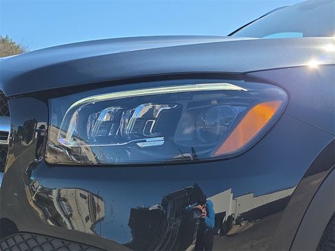 Certified 2022 Mercedes-Benz GLS 450 4MATIC image 9