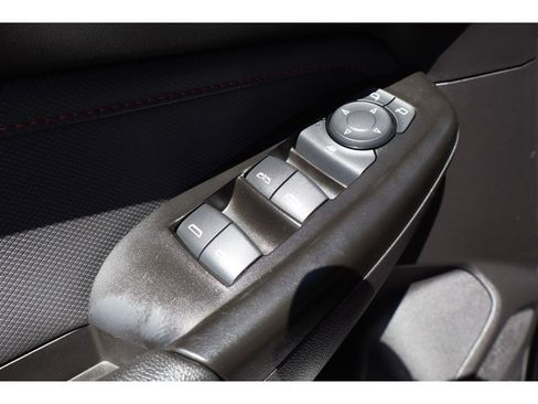 Used 2023 Chevrolet TrailBlazer RS image 28