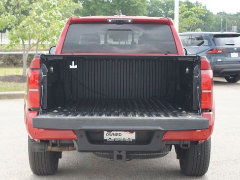 Used 2025 Toyota Tacoma TRD Sport w/ TRD Sport Premium Package AWD/4WD image 17