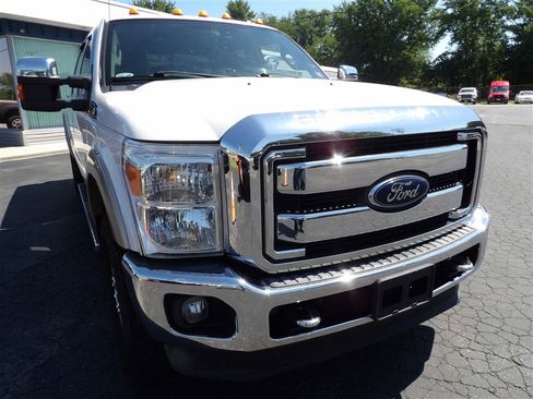 Used 2012 Ford F350 Lariat w/ Chrome Pkg image 10