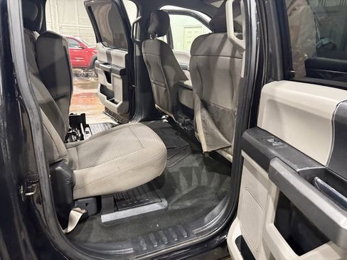 Used 2017 Ford F550 XLT w/ XLT Value Package image 23