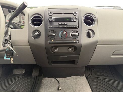 Used 2007 Ford F150 XLT AWD/4WD image 12