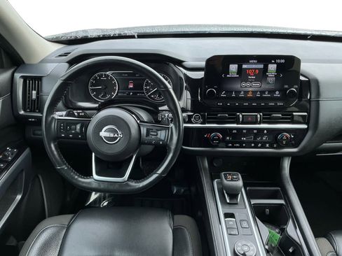 Used 2023 Nissan Pathfinder SL image 12