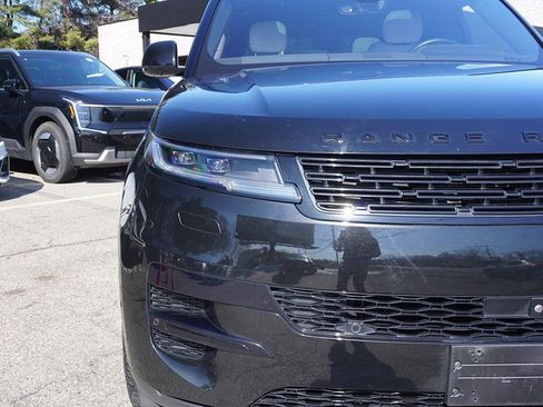 Used 2023 Land Rover Range Rover Sport SE image 16