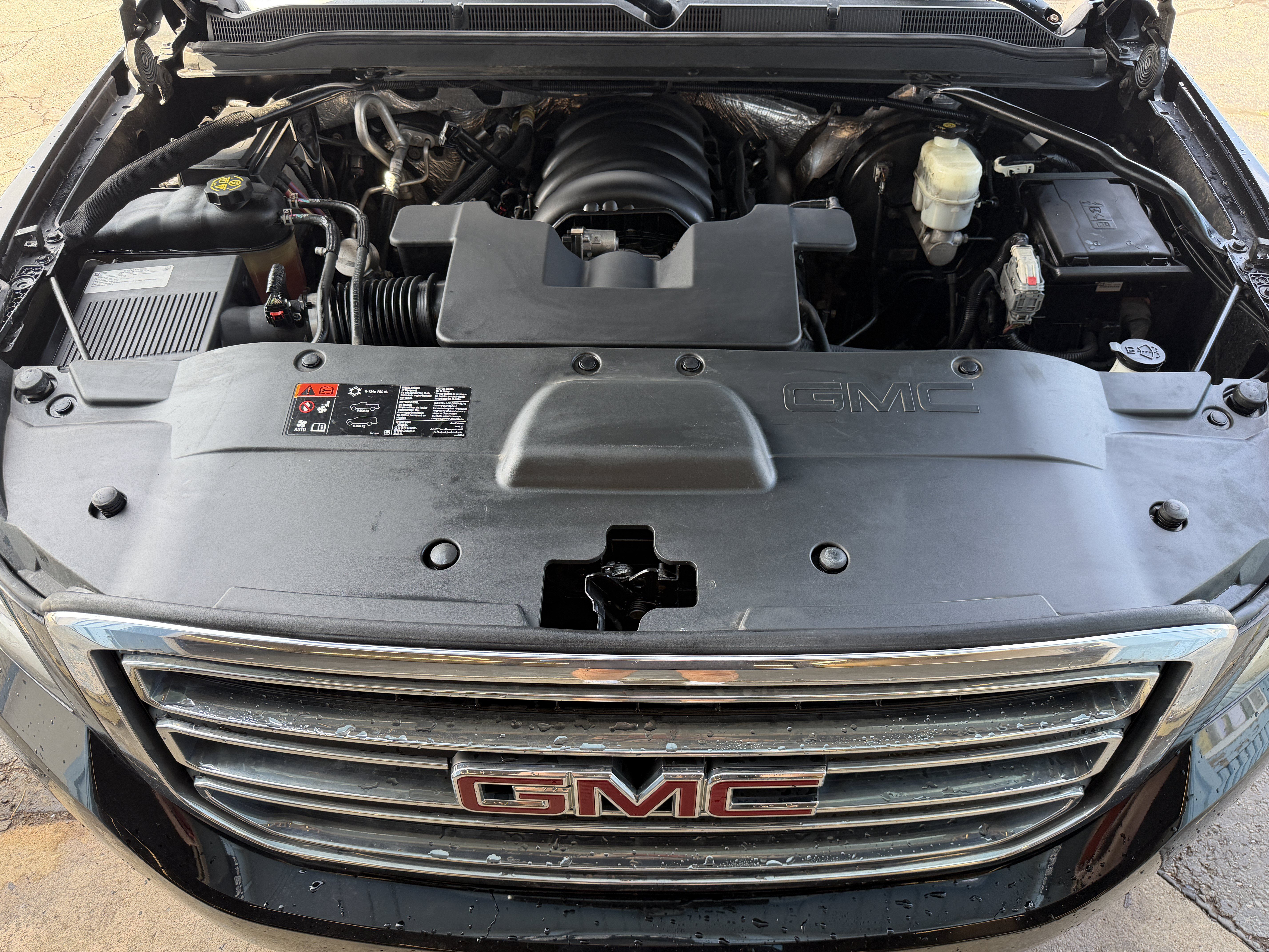 Used 2015 GMC Yukon SLE w/ Convenience Package AWD/4WD image 38