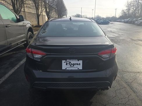 Used 2022 Toyota Corolla SE w/ Carpet Mat Package (TMS) image 6
