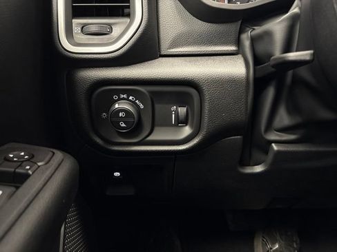 New 2026 RAM 1500 Express AWD/4WD image 35