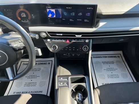 Used 2024 Hyundai Sonata SEL FWD image 11