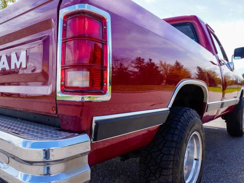 Used 1988 Dodge D/W Truck 100 AWD/4WD image 27
