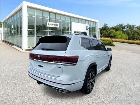 Certified 2024 Volkswagen Atlas SEL Premium R-Line AWD/4WD image 5