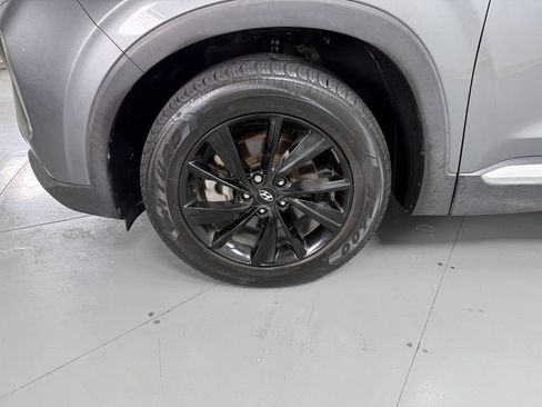 Used 2019 Hyundai Santa Fe SEL FWD image 11