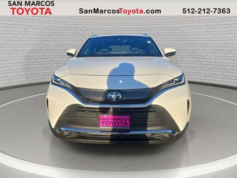 Certified 2021 Toyota Venza Limited image 2