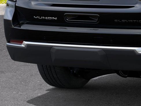 New 2026 GMC Yukon Elevation image 14