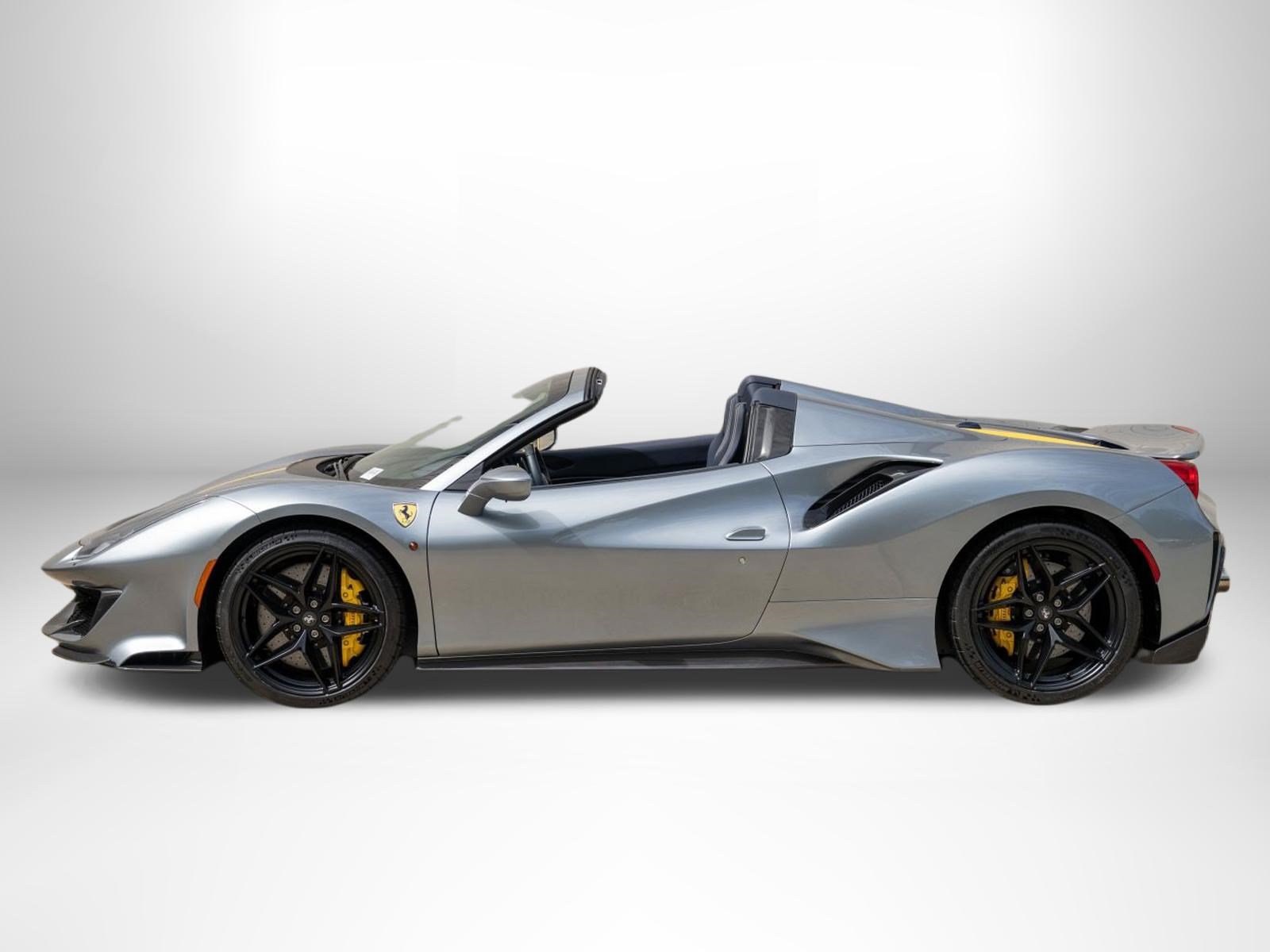Used 2020 Ferrari 488 Pista Spider RWD image 4
