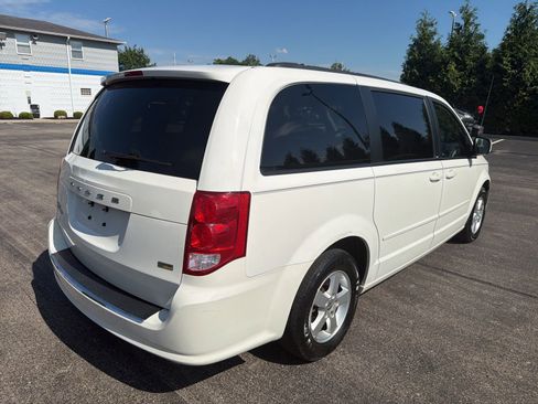 Used 2011 Dodge Grand Caravan Mainstreet w/ PWR Convenience Group FWD image 5