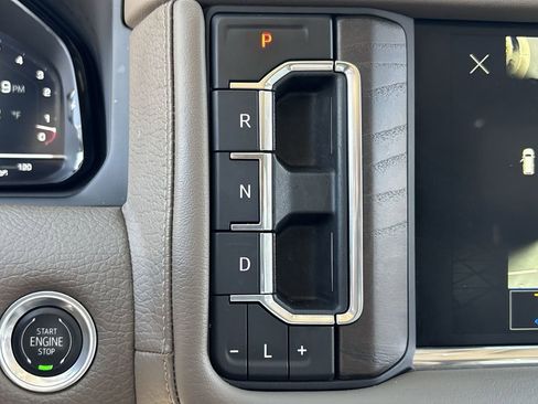 Used 2023 GMC Yukon XL Denali w/ Max Trailering Package image 16