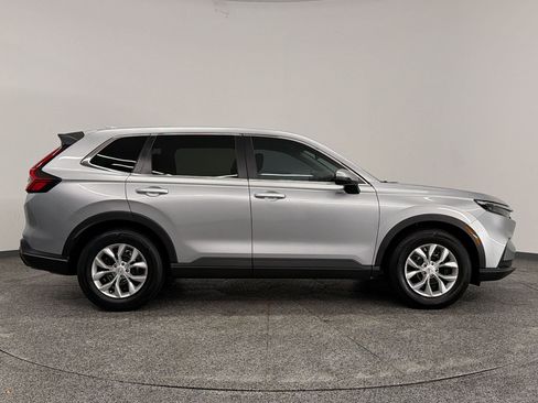 Used 2025 Honda CR-V LX image 8