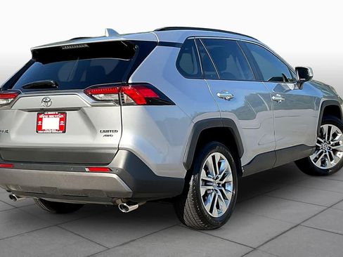 Used 2021 Toyota RAV4 Limited AWD/4WD image 13