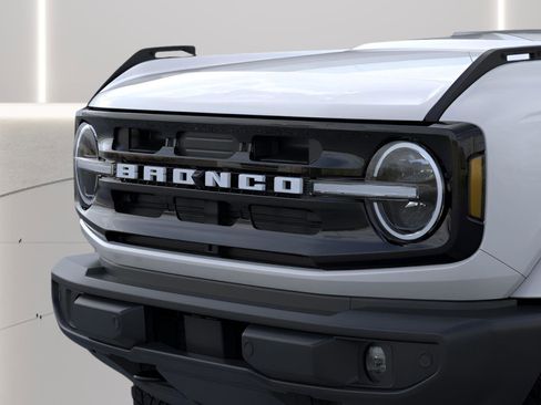 New 2026 Ford Bronco Outer Banks image 19