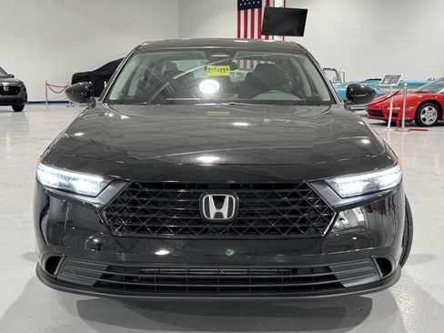 Used 2024 Honda Accord EX image 18
