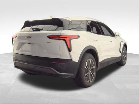 Used 2024 Chevrolet Blazer EV LT AWD/4WD image 4