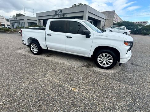 Used 2022 Chevrolet Silverado 1500 Custom RWD image 23