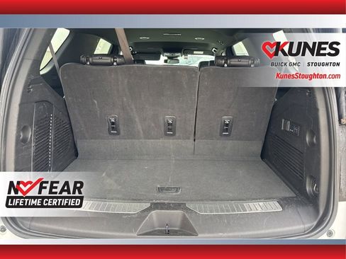 Used 2025 GMC Yukon Denali AWD/4WD image 19