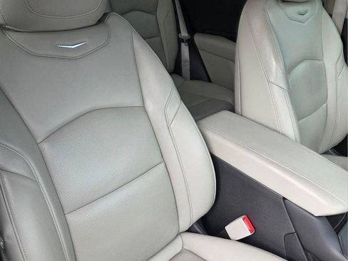Certified 2019 Cadillac XT4 Premium Luxury FWD image 22