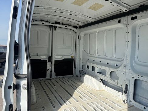 Used 2023 Ford Transit 250 Medium Roof AWD image 16