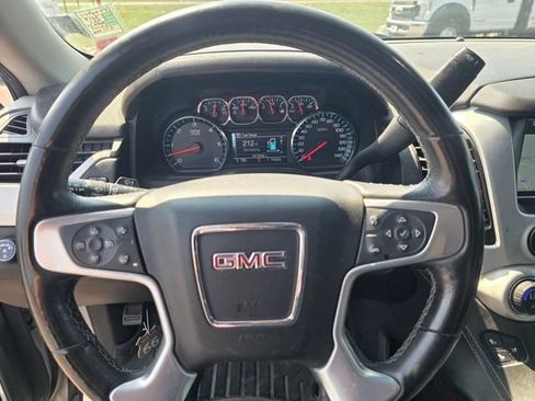 Used 2018 GMC Yukon XL SLT w/ Open Road Package AWD/4WD image 14