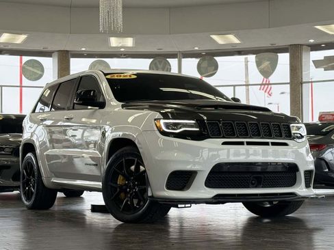 Used 2021 Jeep Grand Cherokee Trackhawk image 1