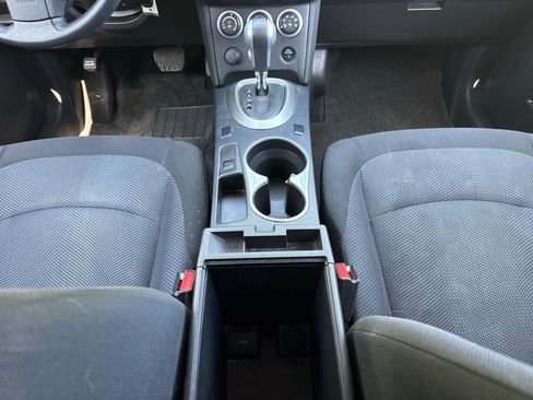 Used 2012 Nissan Rogue S w/ Special Edition Pkg FWD image 11