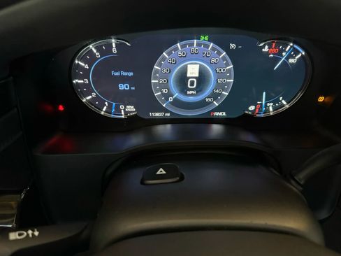 Used 2019 Cadillac Escalade Platinum image 13