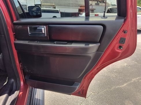 Used 2016 Lincoln Navigator Reserve AWD/4WD image 24