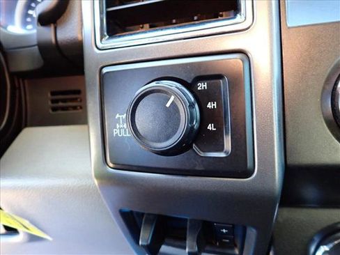 Used 2019 Ford F350 XLT w/ XLT Premium Package image 20