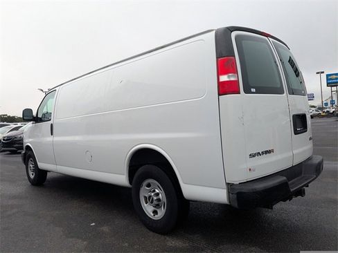 Used 2012 GMC Savana 2500 Extended w/ Power Package image 5