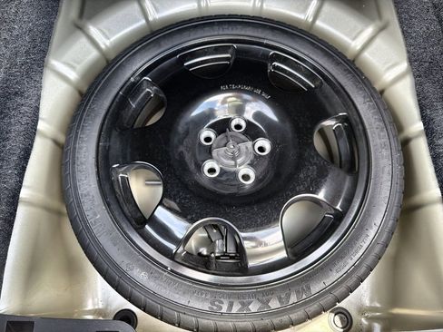 Used 2017 Ford Mustang Premium RWD image 34