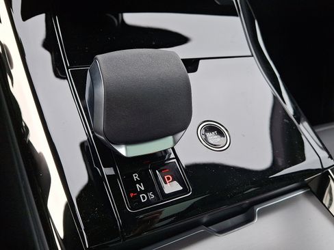 Certified 2025 Land Rover Range Rover Sport Dynamic SE image 10