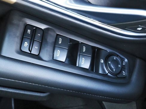 Used 2023 Chevrolet Tahoe LT image 21