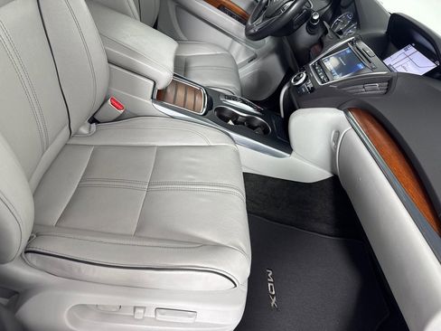 Used 2018 Acura MDX FWD w/ Advance Package image 29