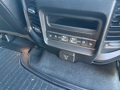 Used 2023 RAM 1500 Limited w/ Trailer Tow Group image 21