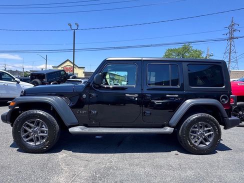 New 2026 Jeep Wrangler Unlimited Sport AWD/4WD image 4