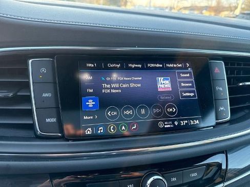 Used 2022 Buick Enclave Essence w/ Experience Buick Package image 13